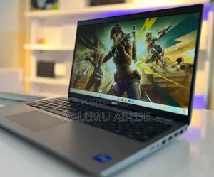 New Laptop Dell Precision 3580 32GB Intel Core I7 SSD 1T