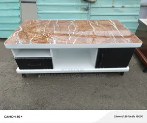 Photo - Center Tabel