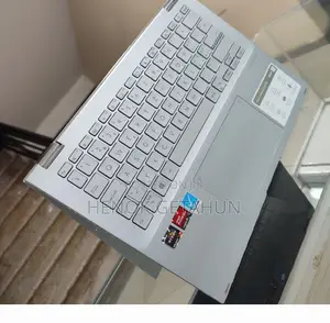 Laptop Asus VivoBook 15 X505BA 16GB AMD Ryzen 7 SSD 1T