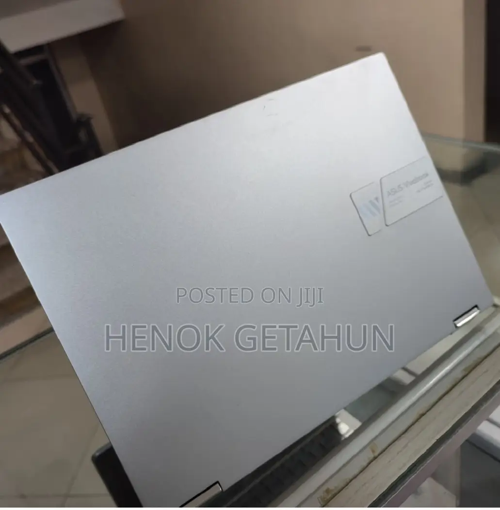 Laptop Asus VivoBook 15 X505BA 16GB AMD Ryzen 7 SSD 1T