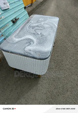 Photo - 1,20cm Epoxy Table