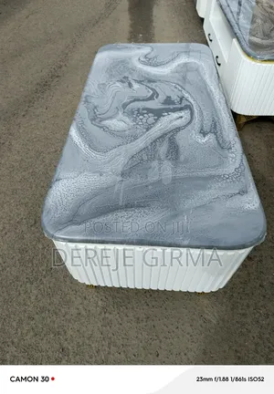 1,20cm Epoxy Center Table