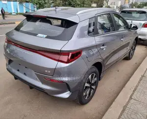 New BYD Seal DM-i 2024 Silver