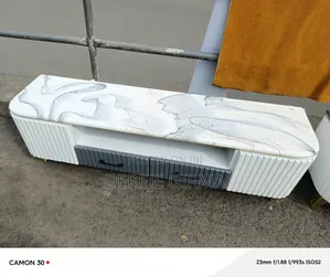 1,50cm Epoxy Tv Stand