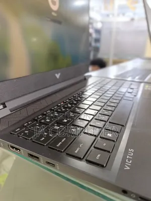 New Laptop HP Victus 15 24GB AMD Ryzen 5 SSD 512GB