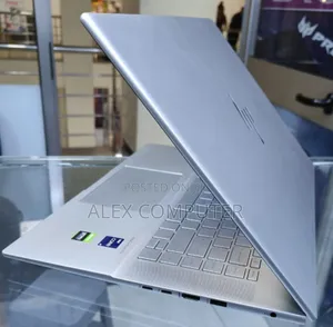 New Laptop HP Envy 15 16GB Intel Core I9 SSD 512GB