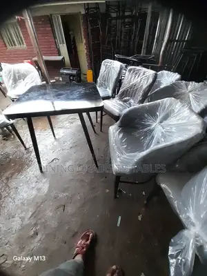 HOTEL Restaurant Chairs to Tables