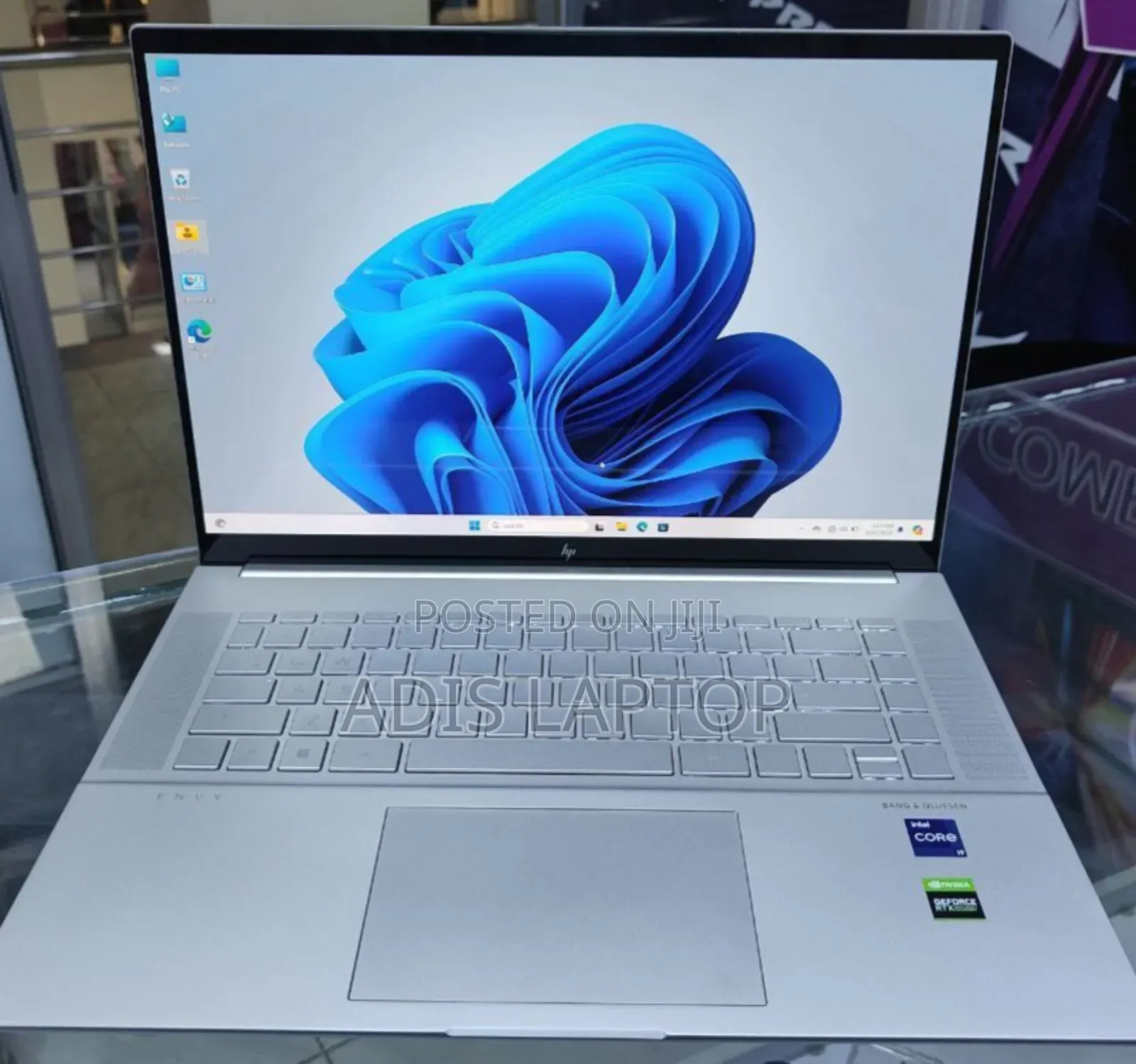 New Laptop HP Envy X360 16GB Intel Core I9 SSD 512GB