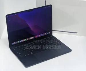 New Laptop Apple MacBook Air 2023 M2 8GB Intel Core I7 SSD 256GB