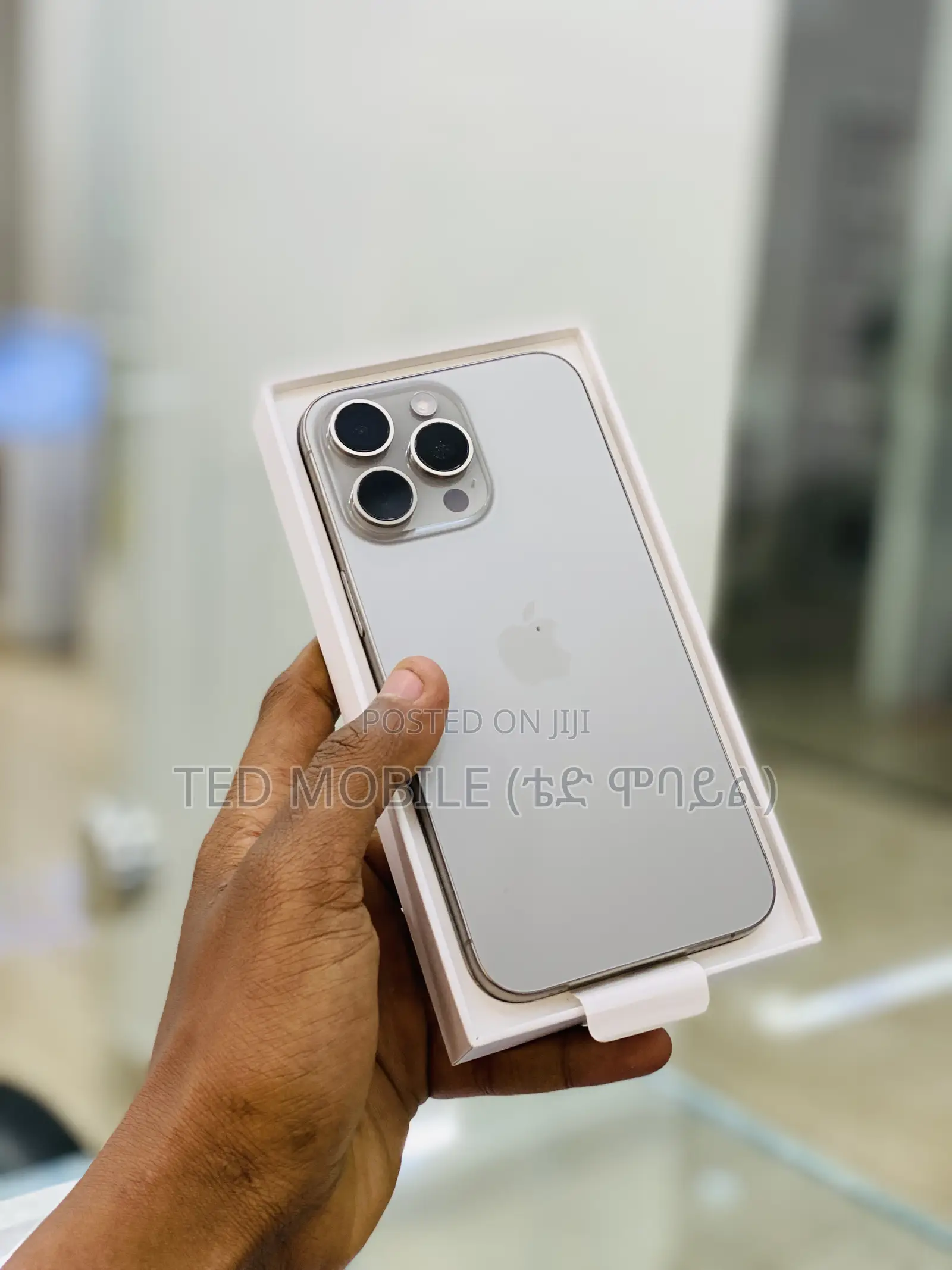 New Apple iPhone 15 Pro Max 256 GB