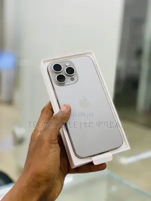 New Apple iPhone 15 Pro Max 256 GB