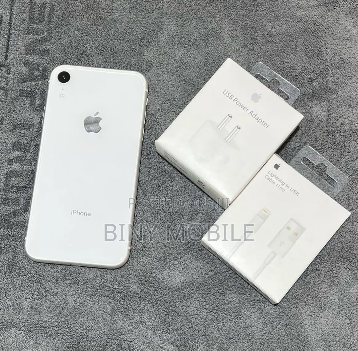 Apple iPhone XR 64 GB White