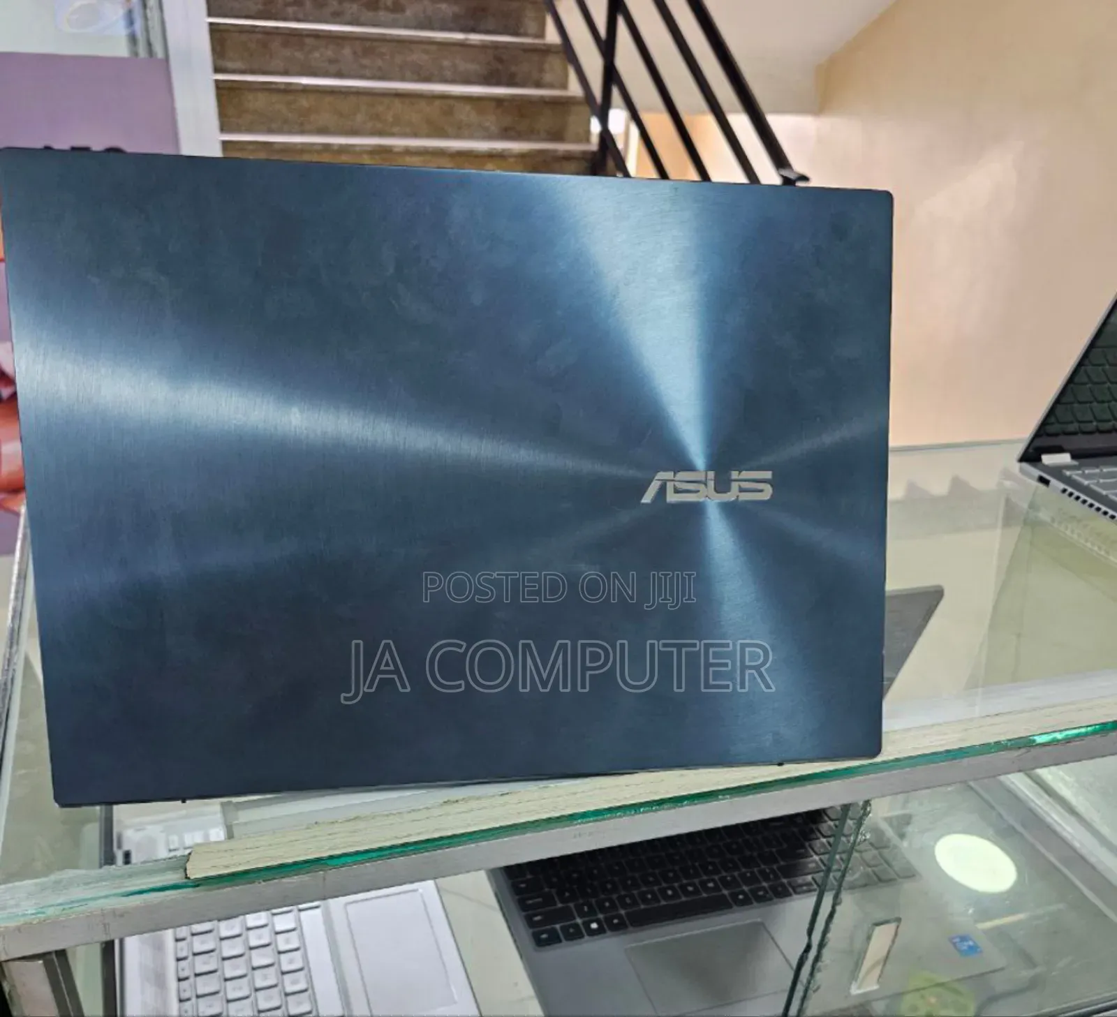 New Laptop Asus ZenBook Pro UX550VE 16GB Intel Core I7 SSD 1T