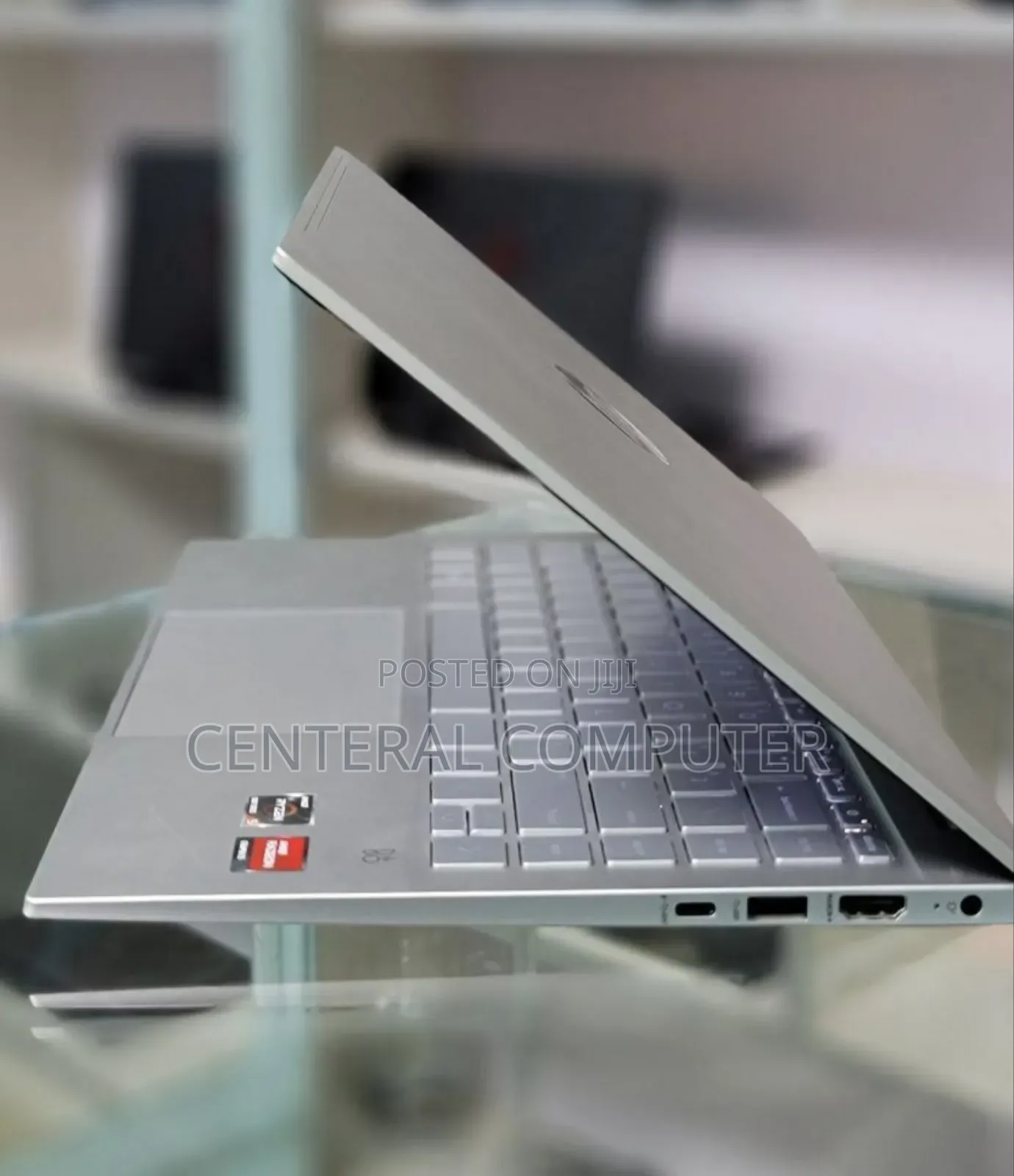 New Laptop HP Pavilion Dv5 SE 8GB AMD Ryzen 5 SSD 512GB