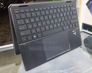 Photo - New Laptop HP Spectre 16GB Intel Core I7 SSD 1T