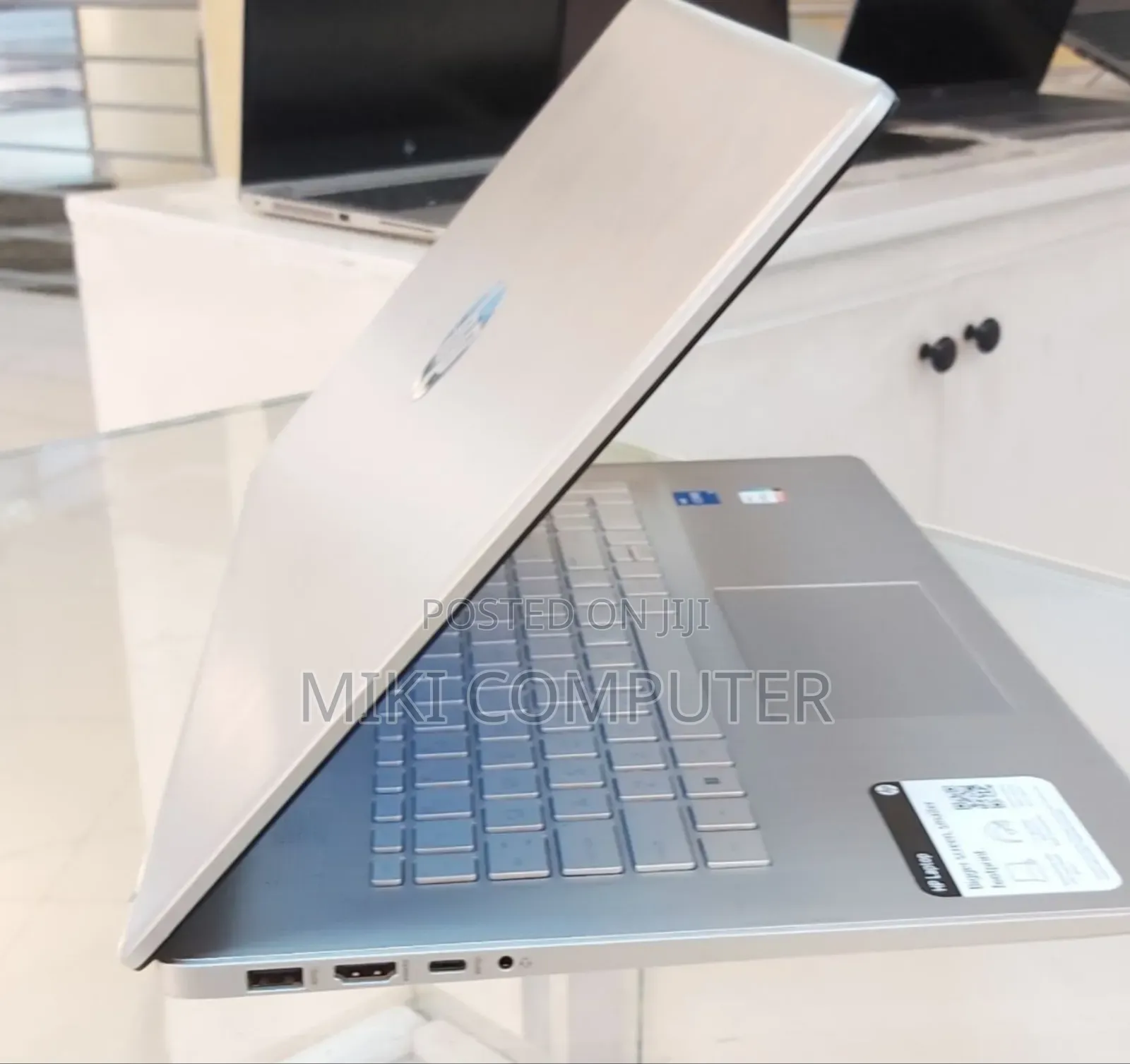 New Laptop HP Stream Notebook 8GB Intel Core I5 SSD 256GB