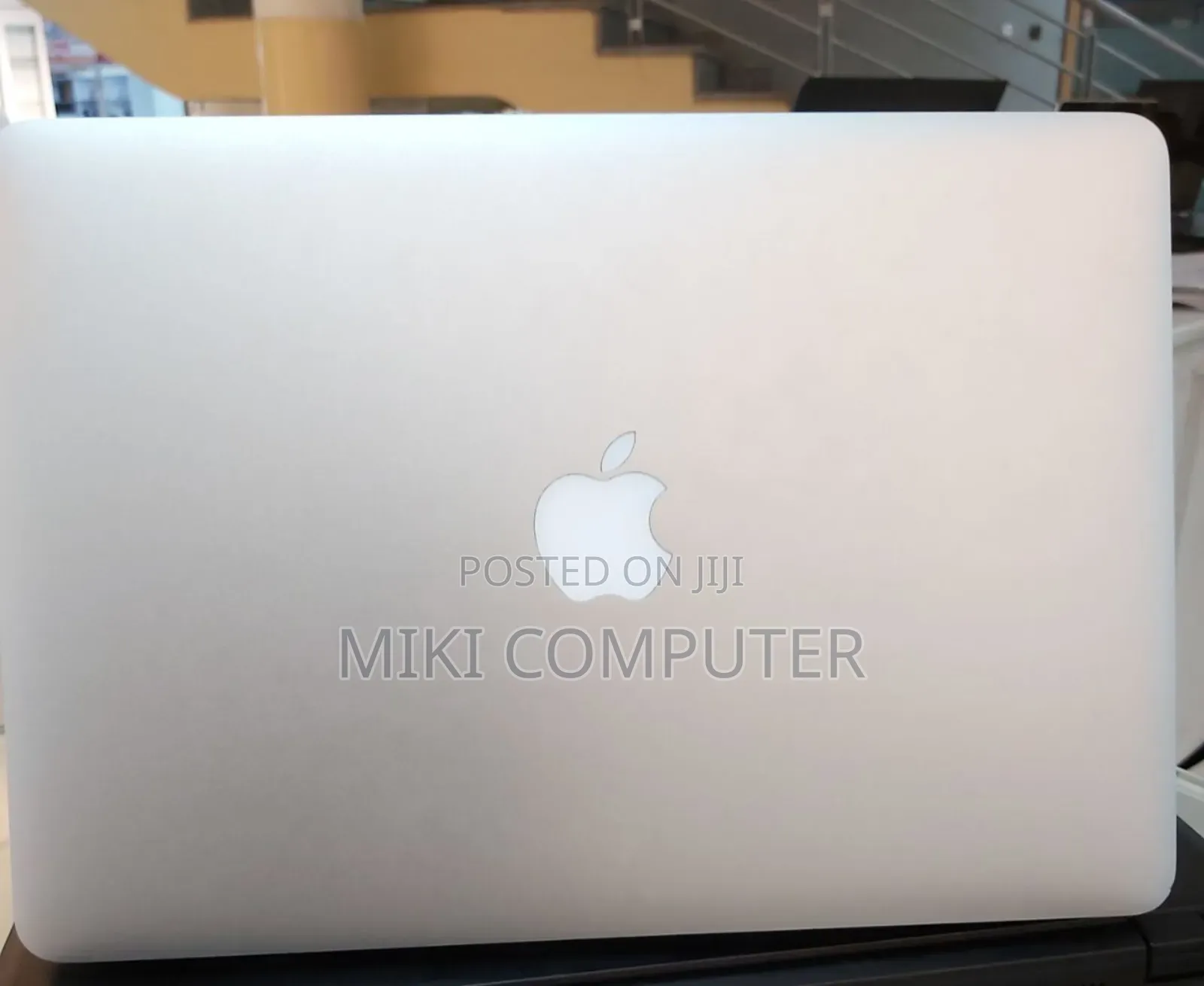 New Laptop Apple MacBook Air 2015 4GB Intel Core I5 SSD 128GB