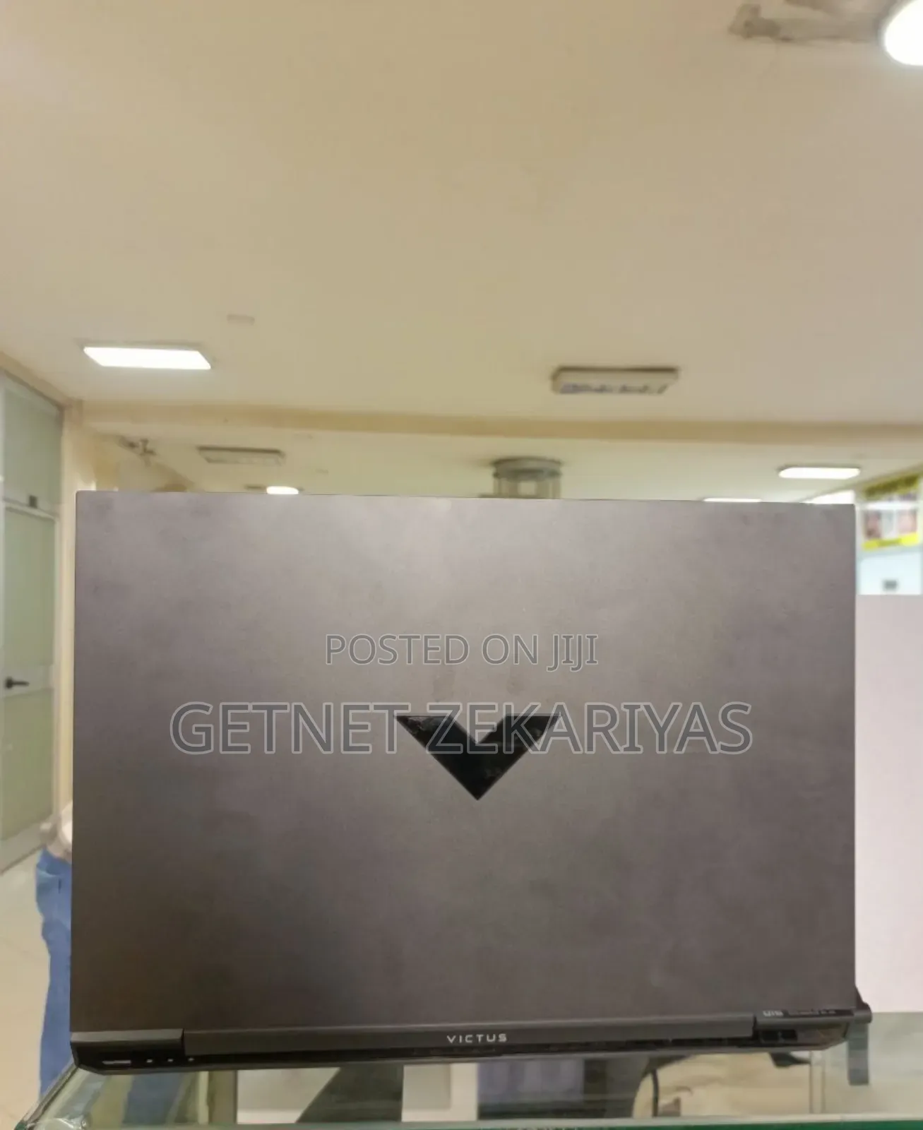 New Laptop HP Victus 16 24GB AMD Ryzen 7 SSD 512GB