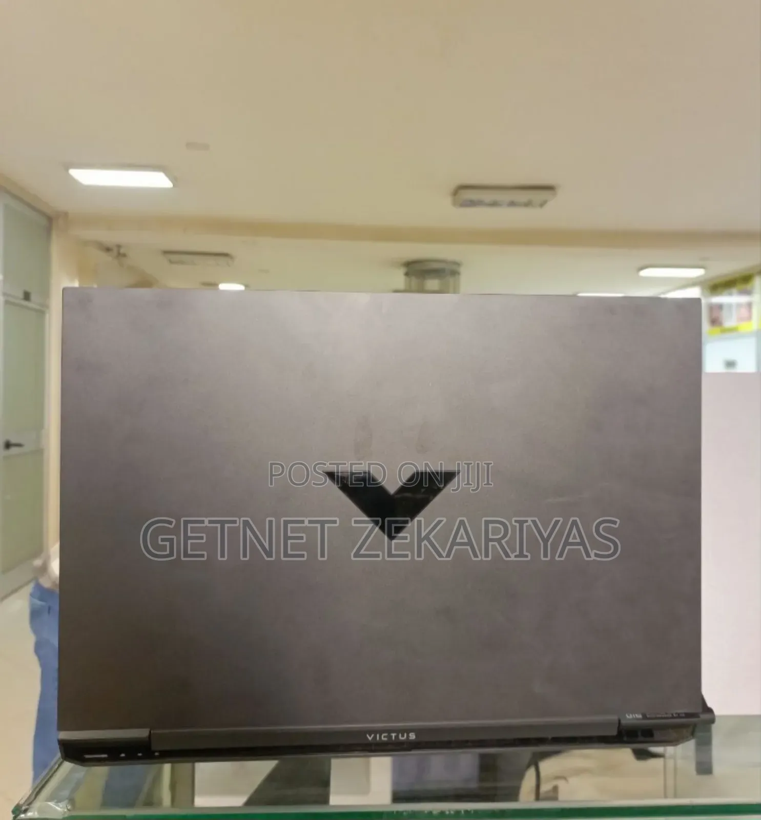 New Laptop HP Victus 16 24GB AMD Ryzen 7 SSD 512GB