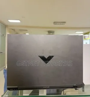 New Laptop HP Victus 16 24GB AMD Ryzen 7 SSD 512GB