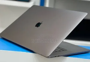 New Laptop Apple MacBook 16GB Intel Core I7 SSD 512GB