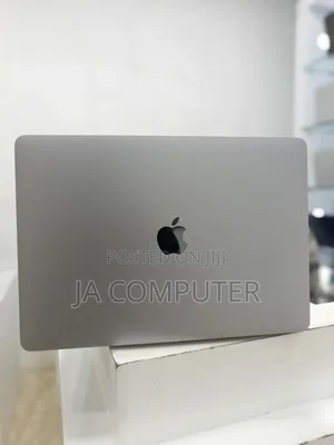 New Laptop Apple MacBook Pro 2023 M2 8GB Apple M2 SSD 256GB