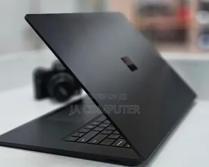 New Laptop Microsoft Surface Laptop 5 16GB Intel Core I7 SSD 256GB