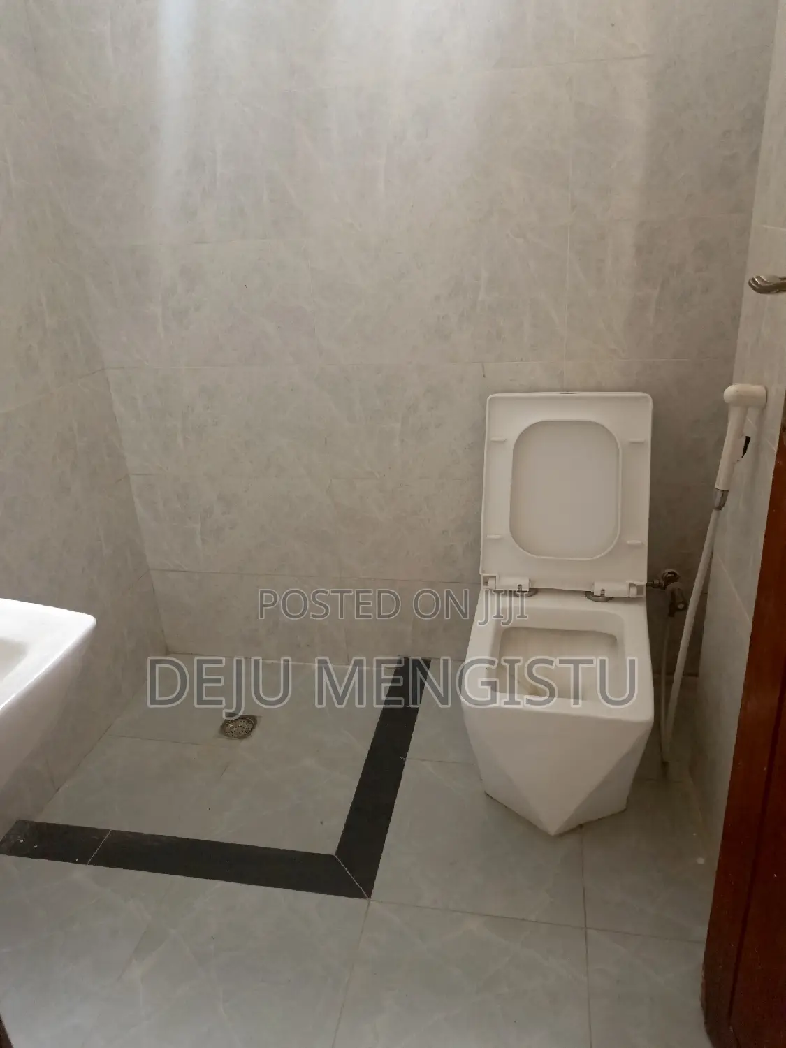 3bdrm Apartment in ሰባ ሁለት, Bole for rent