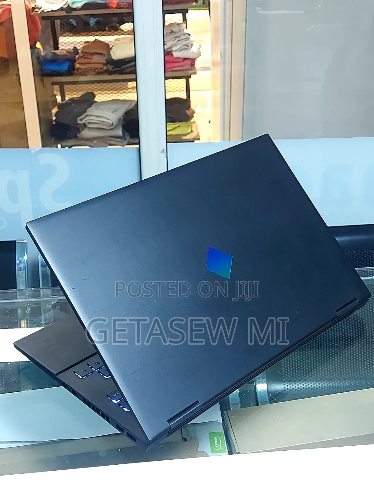 New Laptop HP Omen 15 16GB AMD Ryzen 7 SSD 512GB