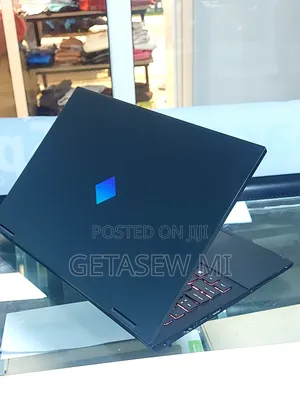 New Laptop HP Omen 15 16GB AMD Ryzen 7 SSD 512GB