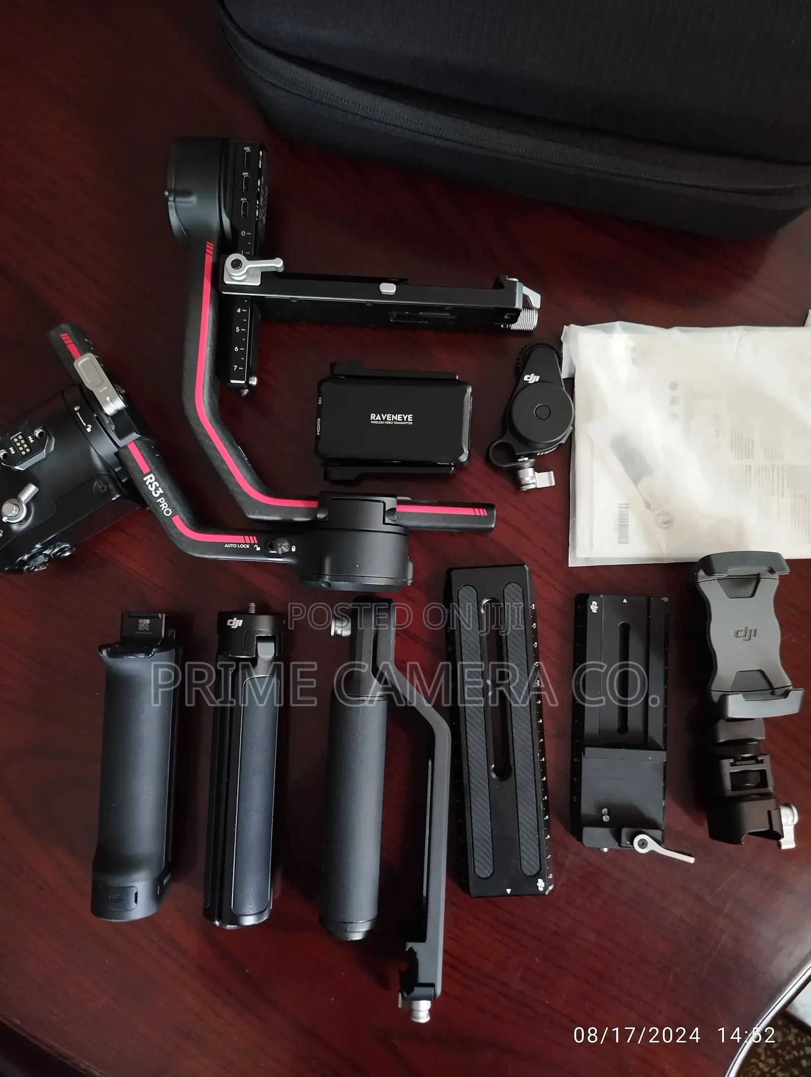 DJI RS 3 Pro Combo Gimbal Stabilizer (Almost New)