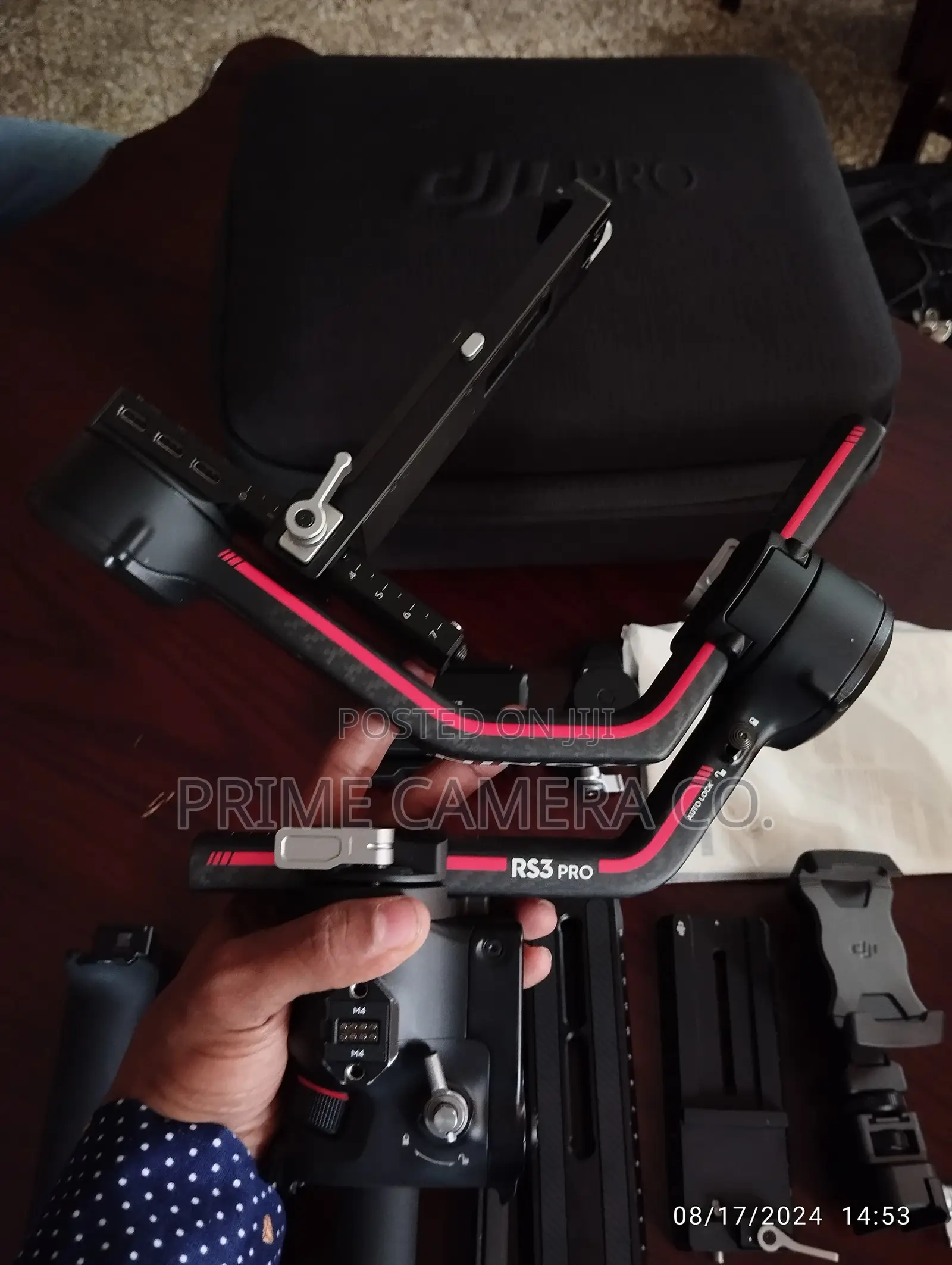 DJI RS 3 Pro Combo Gimbal Stabilizer (Almost New)