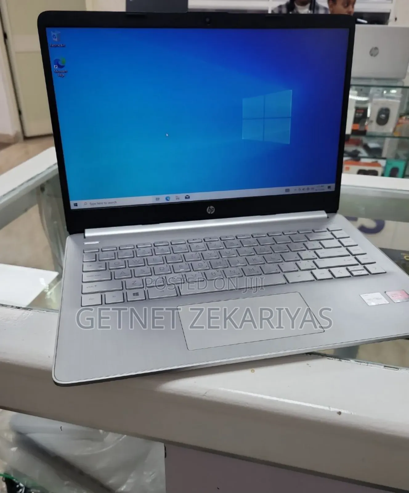 New Laptop HP Stream Notebook 8GB AMD Ryzen 3 SSD 256GB