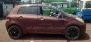 Toyota Yaris 2010 Burgundy