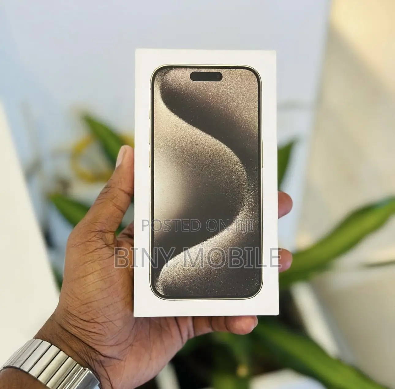 New Apple iPhone 15 Pro 256 GB Bronze