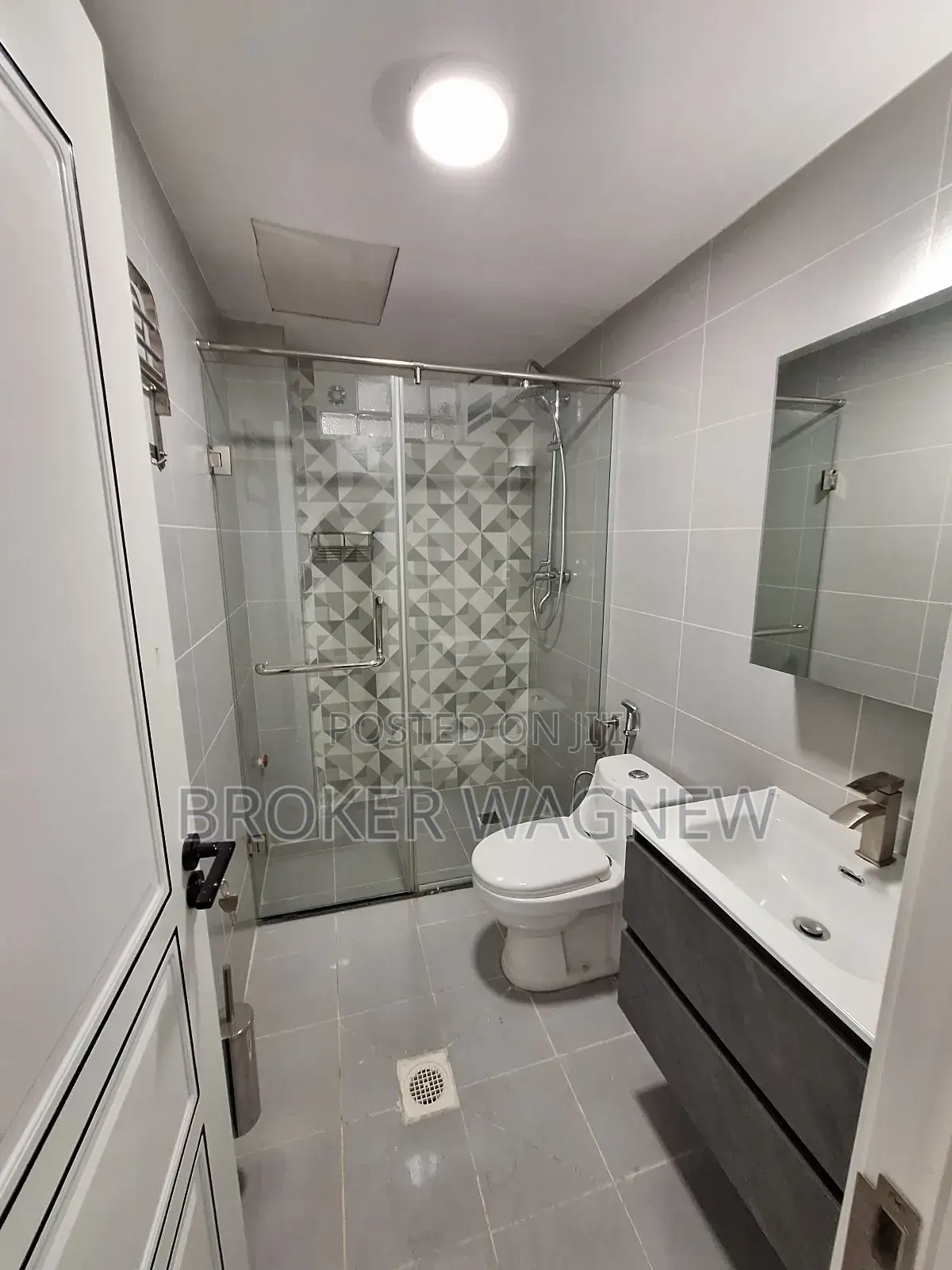 3bdrm Apartment in Kirkos for rent