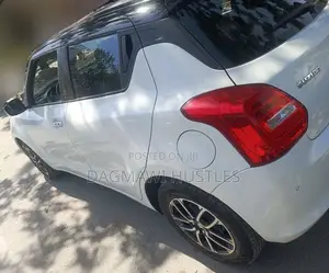 Photo - Suzuki Swift 2021 White