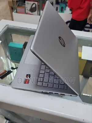 New Laptop HP Stream Notebook 8GB AMD Ryzen 3 SSD 256GB