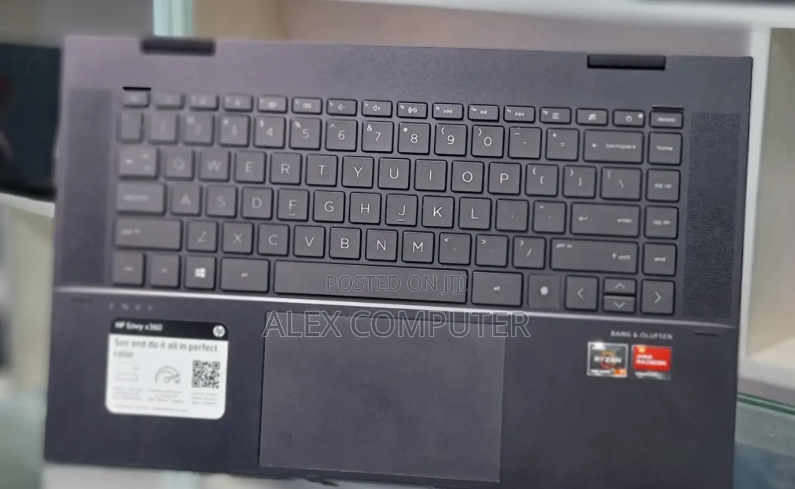 New Laptop HP Envy X360 16GB AMD Ryzen 7 SSD 512GB