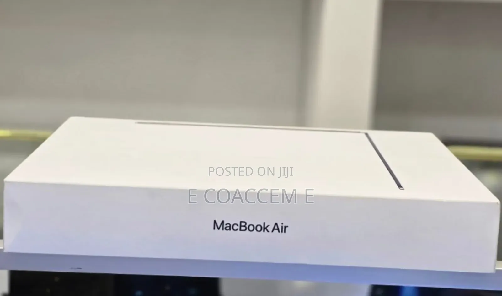 New Laptop Apple MacBook 8GB Apple M3 SSD 512GB