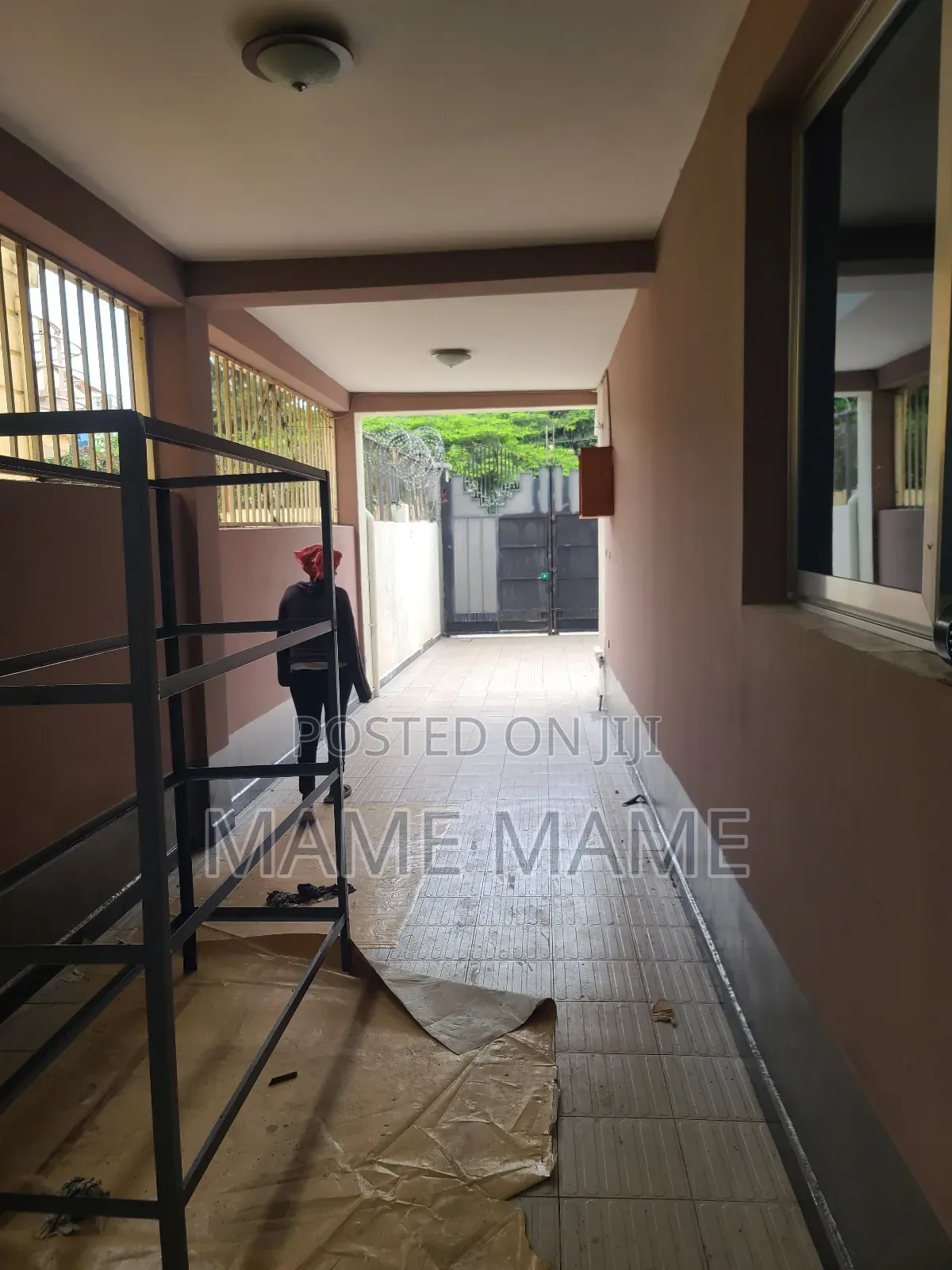 10bdrm House in Addis Abeba, Bole for rent