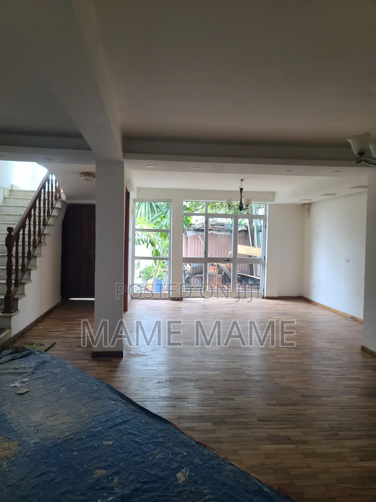 10bdrm House in Addis Abeba, Bole for rent