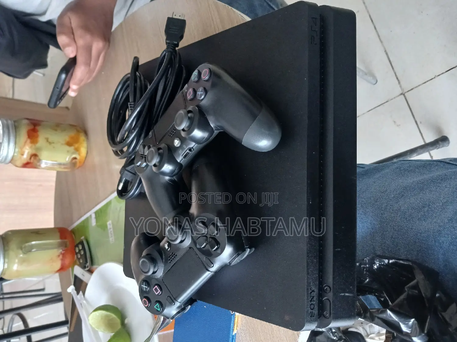 Playstation 4 Slim