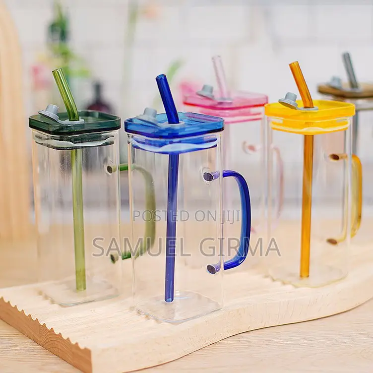 Double Walled Tumbler With Straw