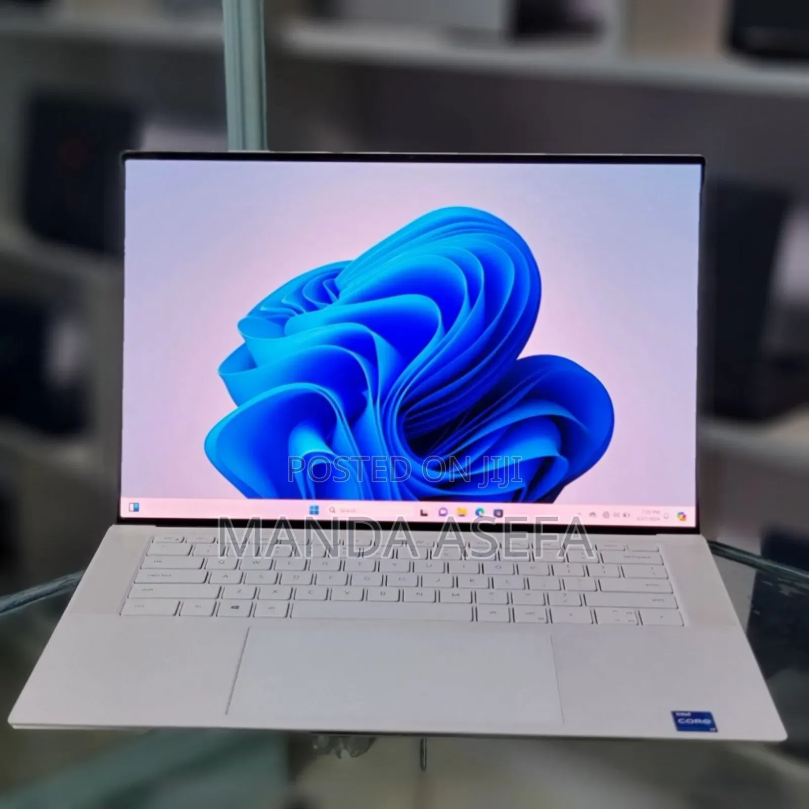 New Laptop Dell XPS 15 16GB Intel Core i7 SSD 1T