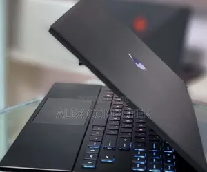 New Laptop HP Omen 15 16GB AMD Ryzen 7 SSD 512GB