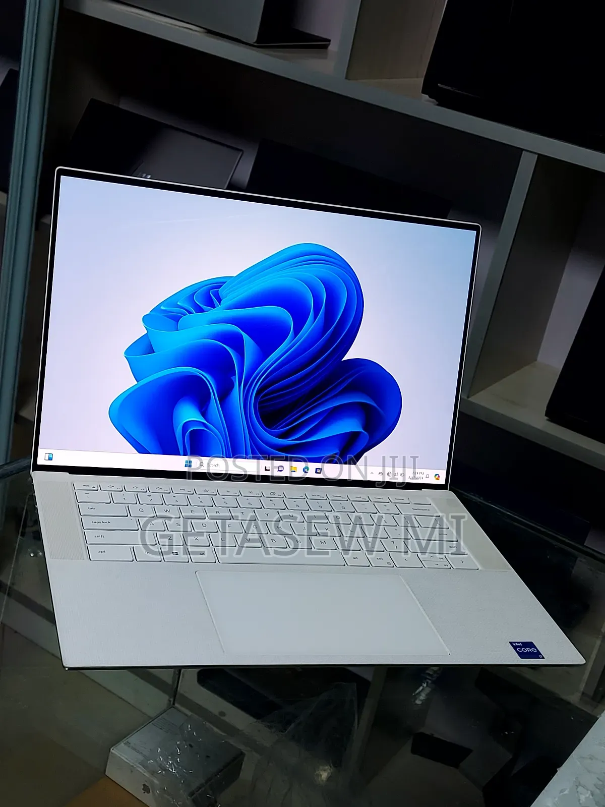 New Laptop Dell XPS 15 16GB Intel Core I7 SSD 1T