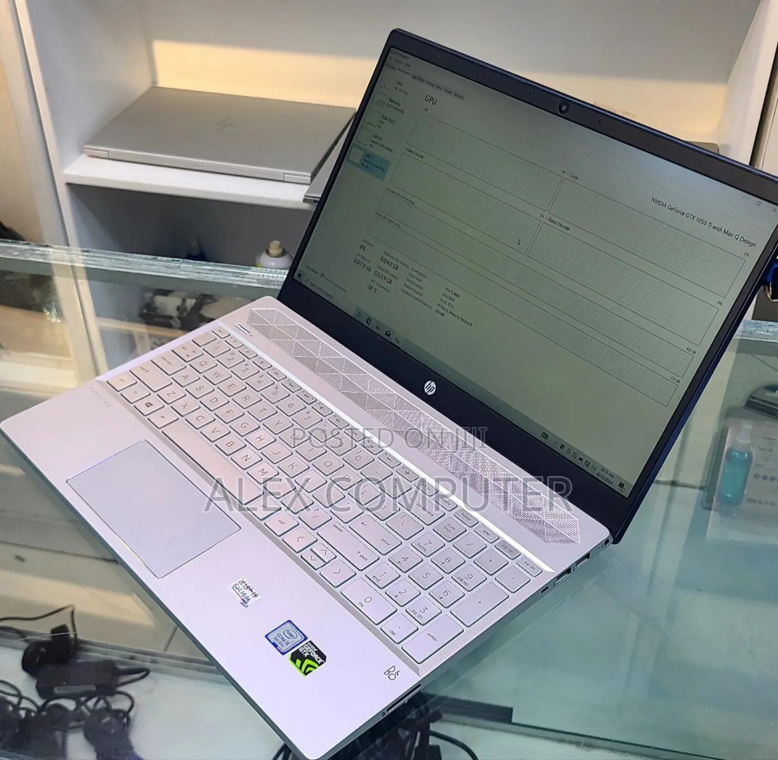 New Laptop HP Pavilion 15 8GB Intel Core I5 SSD 512GB