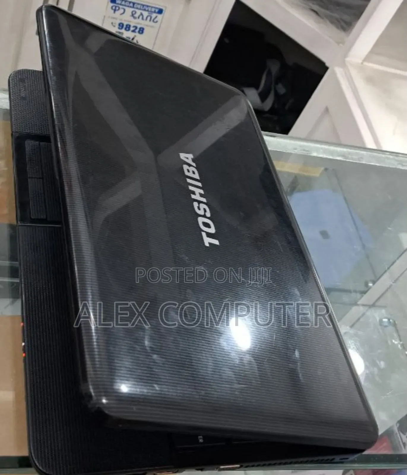 New Laptop Toshiba Satellite C850 4GB Intel Core I5 HDD 500GB