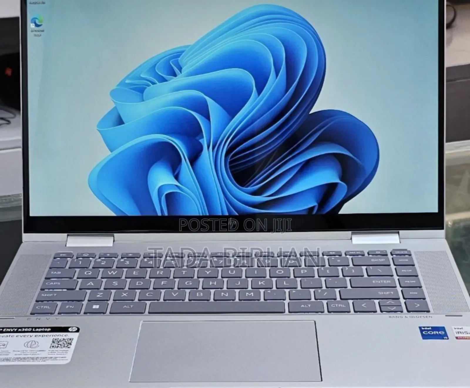 New Laptop HP Envy X360 8GB Intel Core I5 SSD 512GB